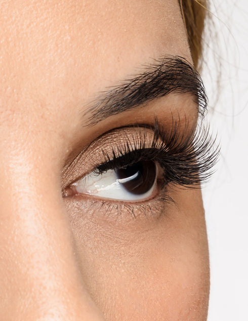 Hustle in Heels Lash Style