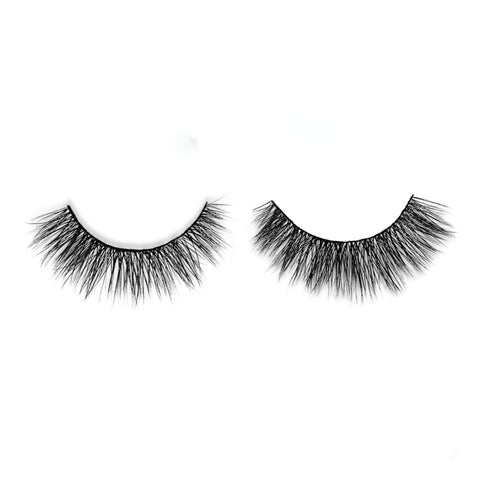 Making Moves Lash Style